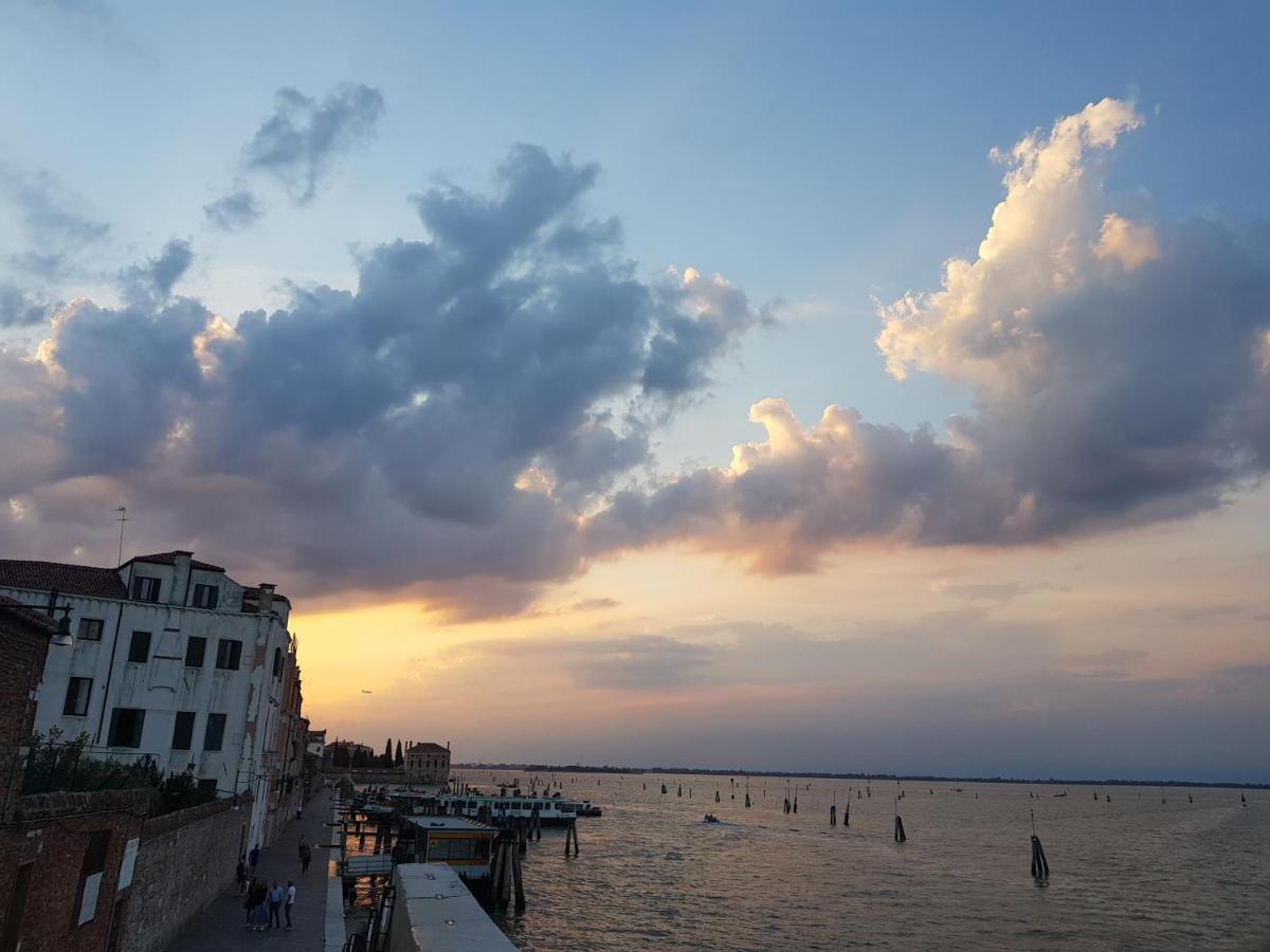 The Secret Garden In The Very Heart Of Venedig Exterior foto